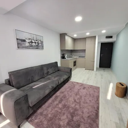 Sea View Etajul 10 شقة فندقية