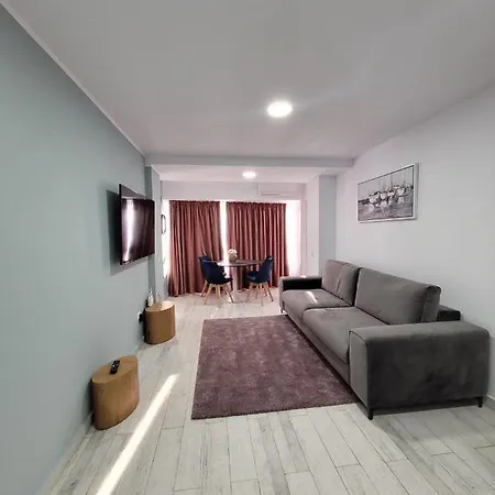 Sea View Etajul 10 شقة فندقية
