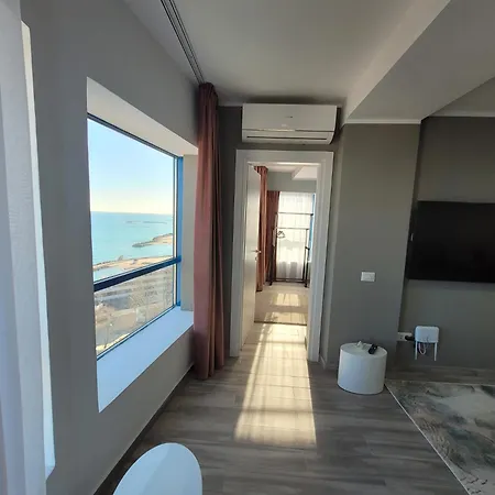 Sea View By Maritimo Aparthotel 4*