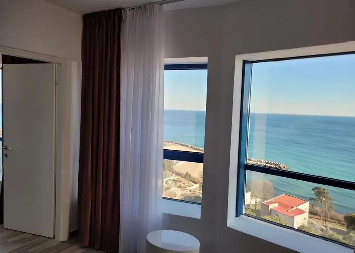 Sea View By Maritimo 4* Olimp