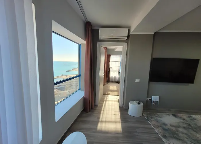 Sea View By Maritimo Aparthotel 4*